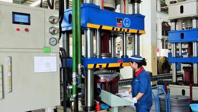 钢瓶封头拉伸机LPG cylinder dish end deep drawing machine and deep drawing die