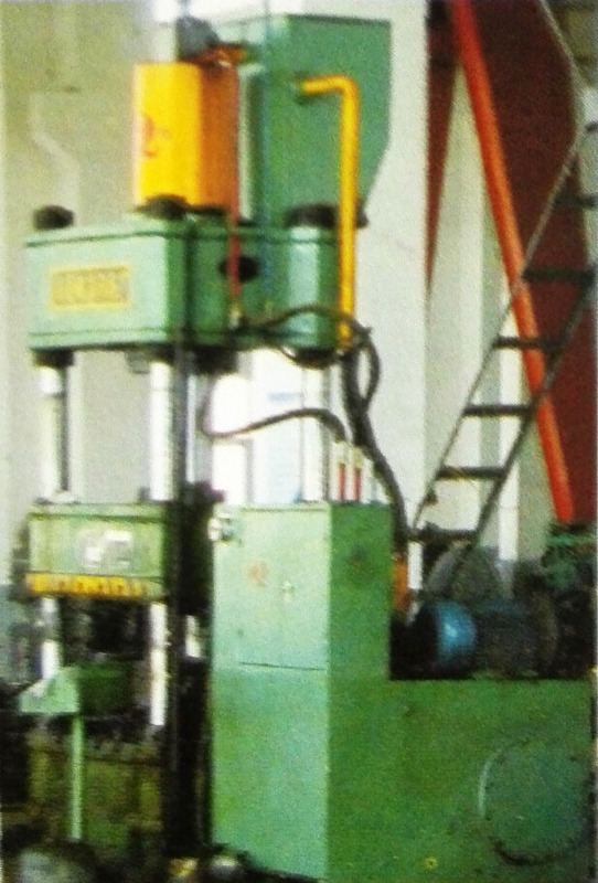 液化气钢瓶生产线